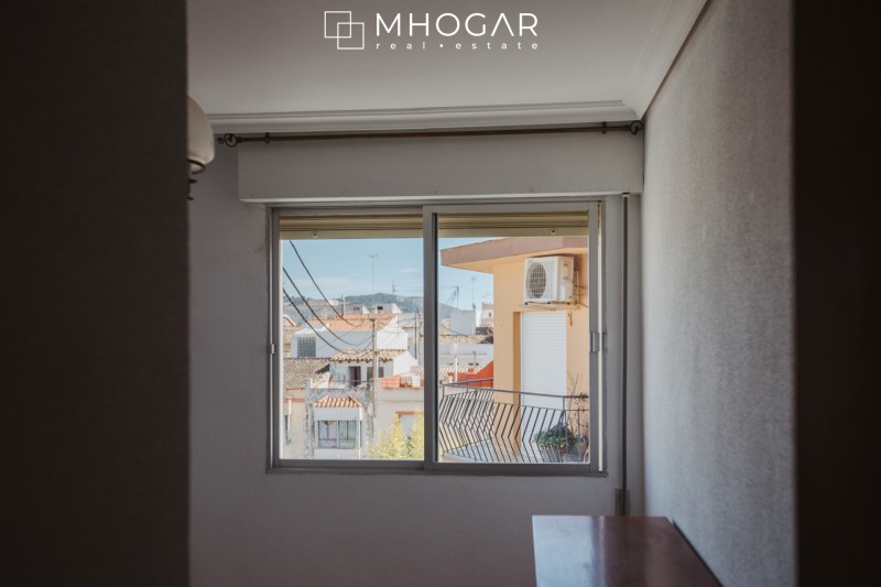 Jalón - Amplio apartamento con vista a un precio excelente!